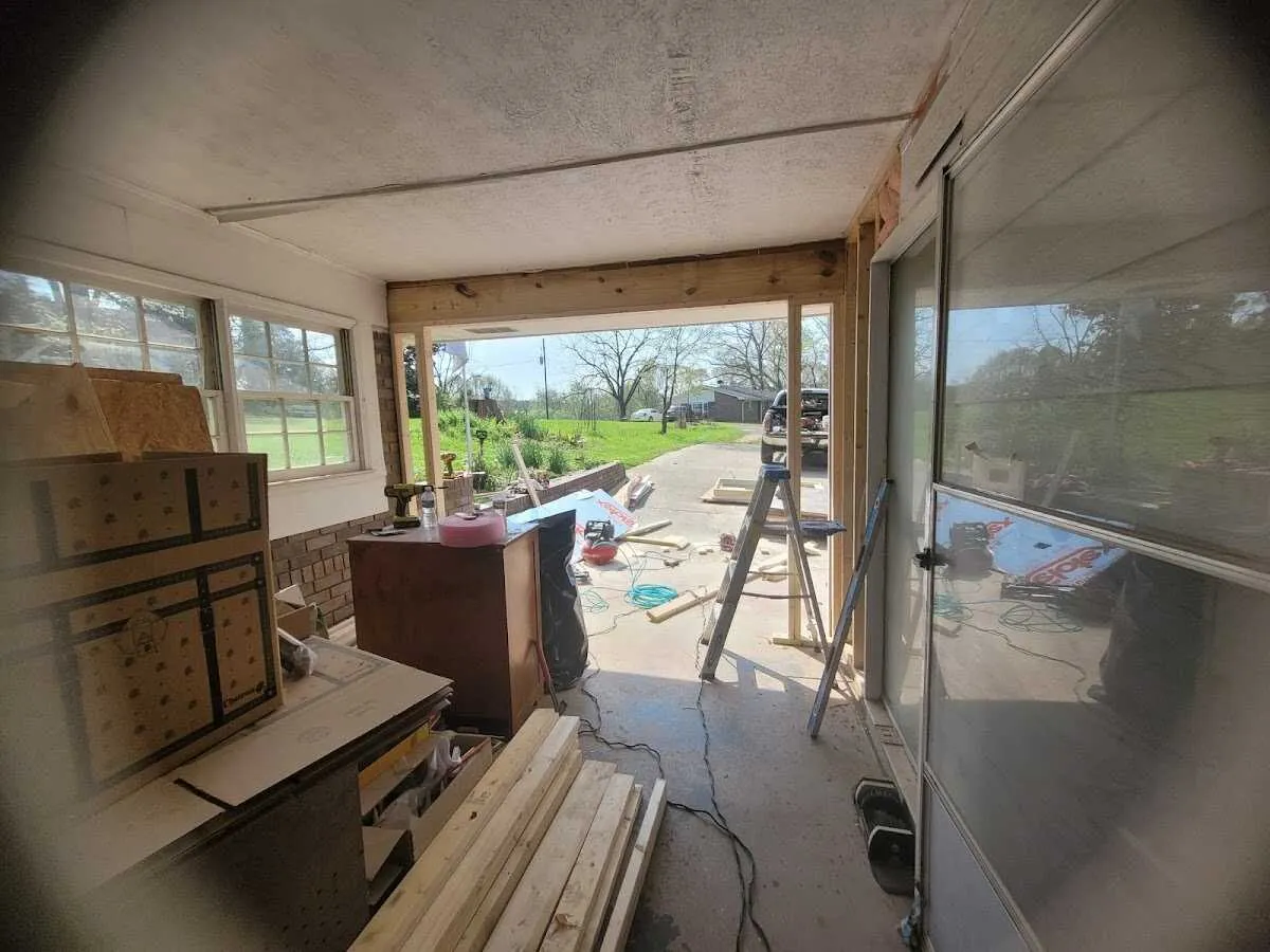 Air movers and dehumidifier for Drying & Dehumidification in Prosser